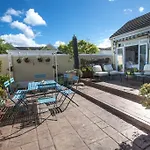 Happy Home In Constantia