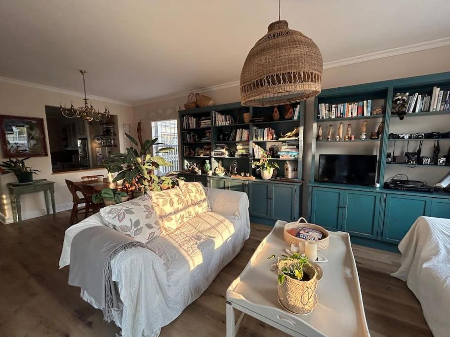 Happy In Constantia Holiday home *