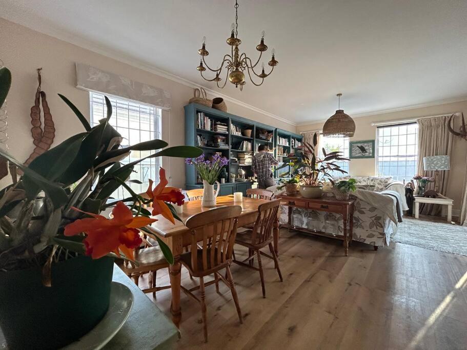 Holiday home Happy In Constantia